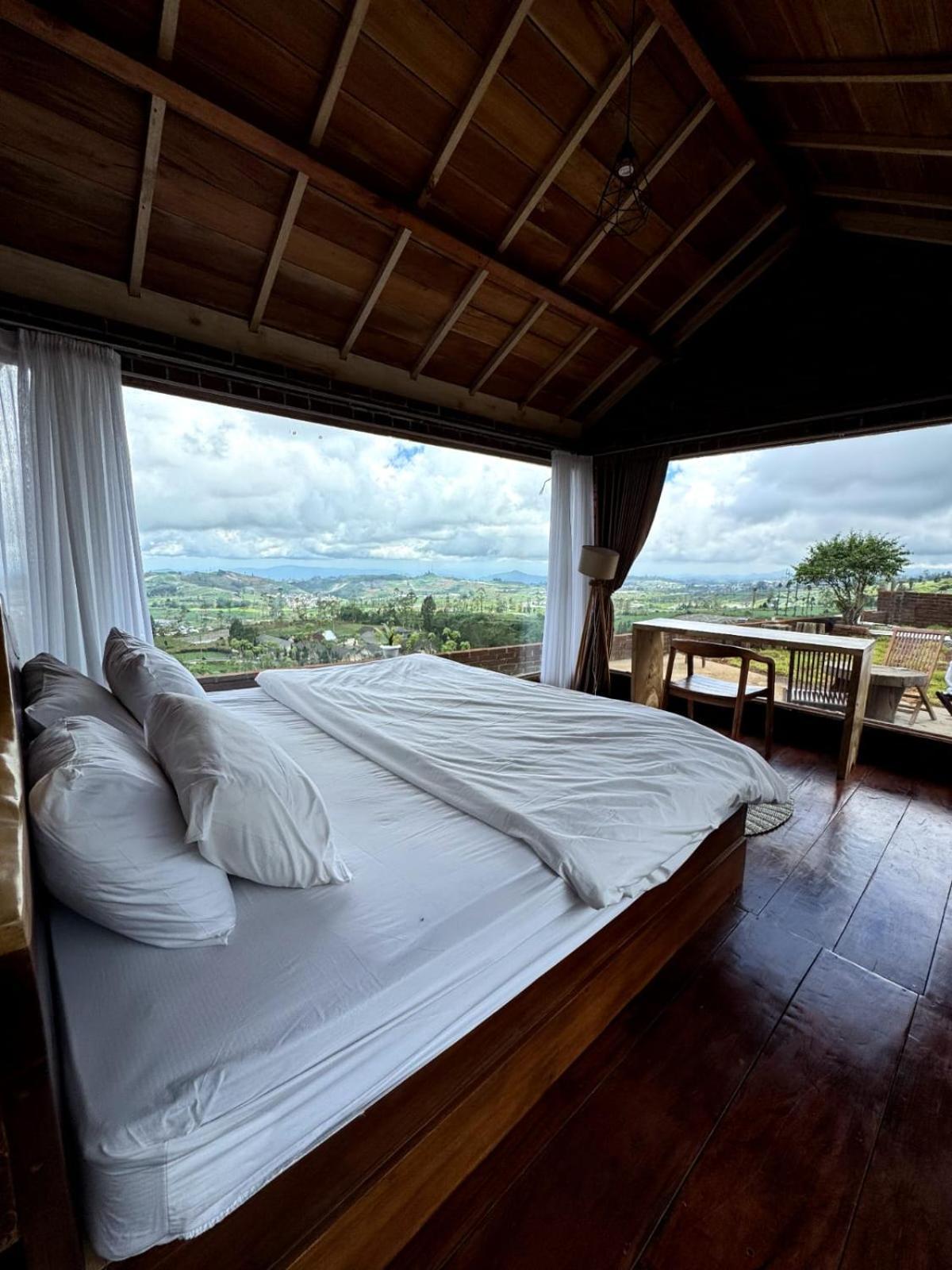 Jolotundo Lodge Banjarnegara Esterno foto